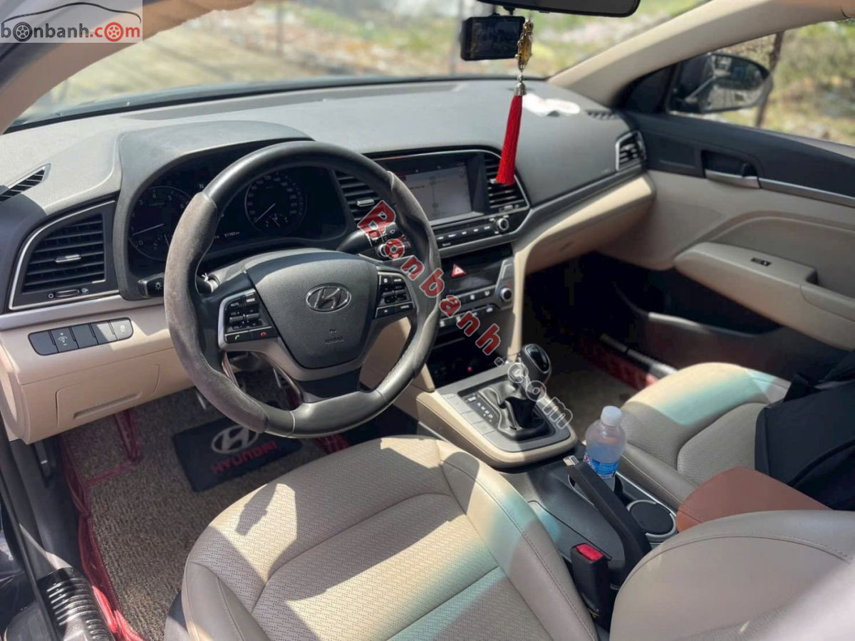 Bán ô tô Hyundai Elantra 2.0 AT - 2018 - xe cũ
