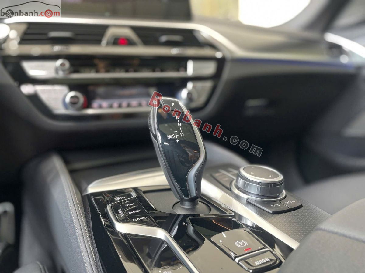 Bán ô tô BMW 5 Series 520i M Sport - 2023 - xe mới