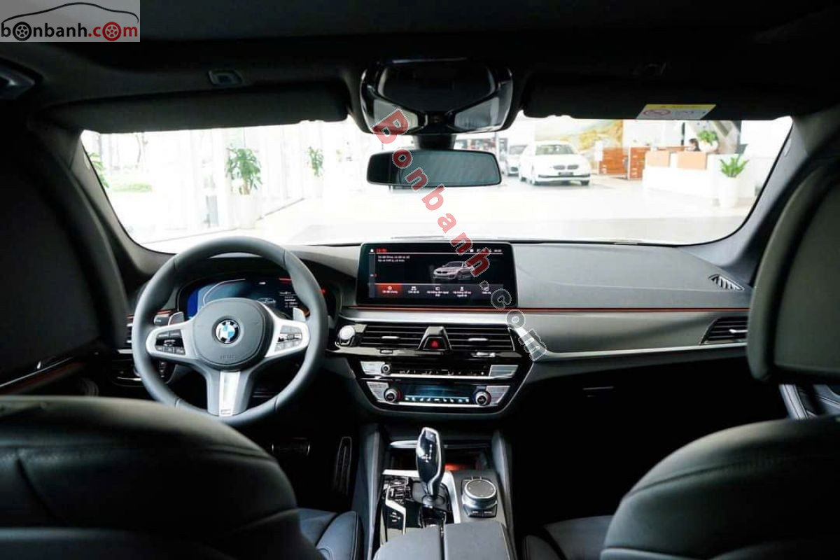 Bán ô tô BMW 5 Series 520i M Sport - 2023 - xe mới
