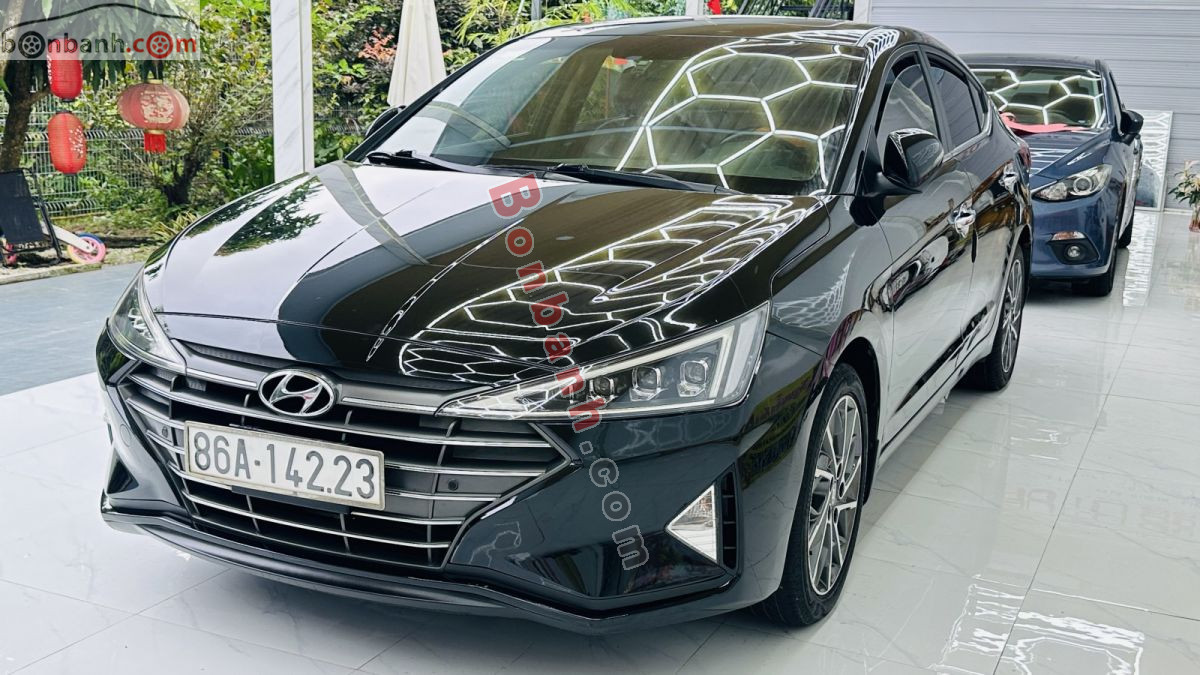 Bán ô tô Hyundai Elantra 2.0 AT - 2020 - xe cũ