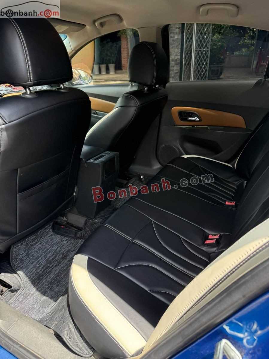 Bán ô tô Chevrolet Cruze LS 1.6 MT - 2010 - xe cũ