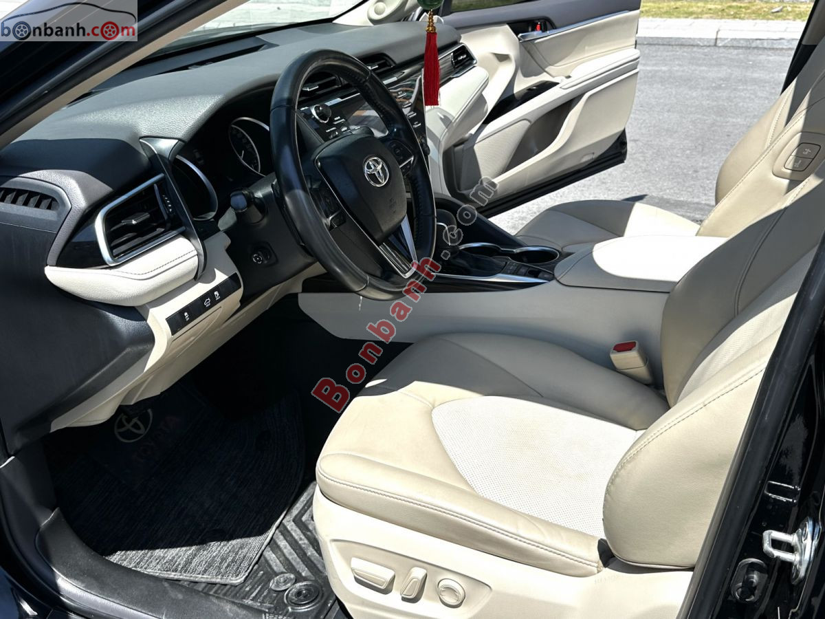 Bán ô tô Toyota Camry 2.5Q - 2019 - xe cũ