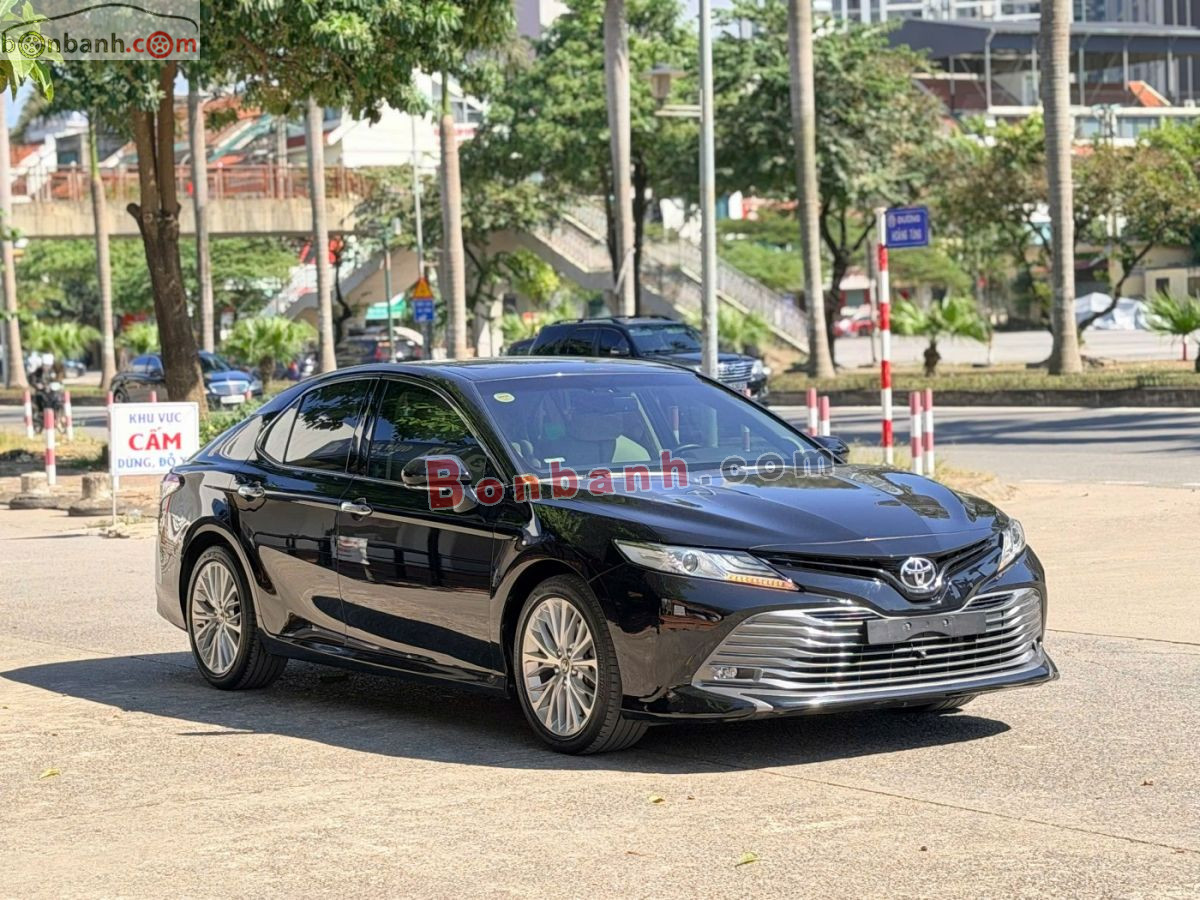 Bán ô tô Toyota Camry 2.5Q - 2021 - xe cũ