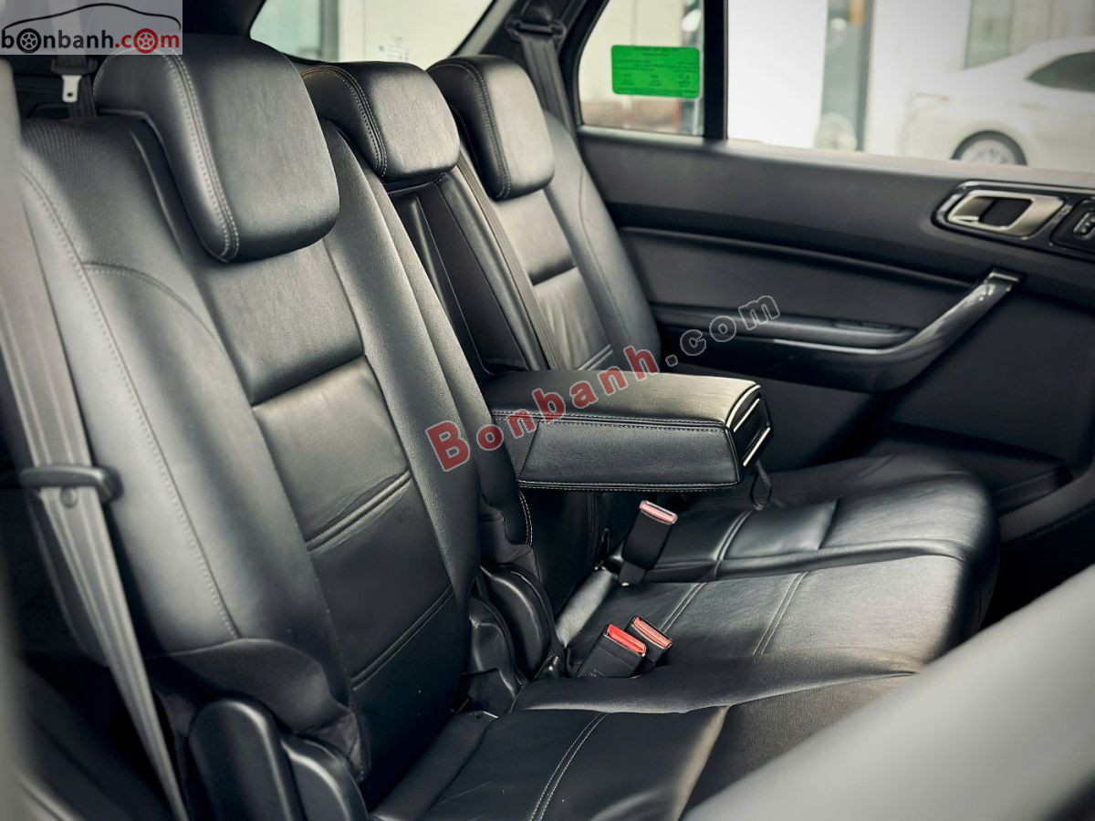 Bán ô tô Ford Everest Titanium 2.0L 4x2 AT - 2021 - xe cũ