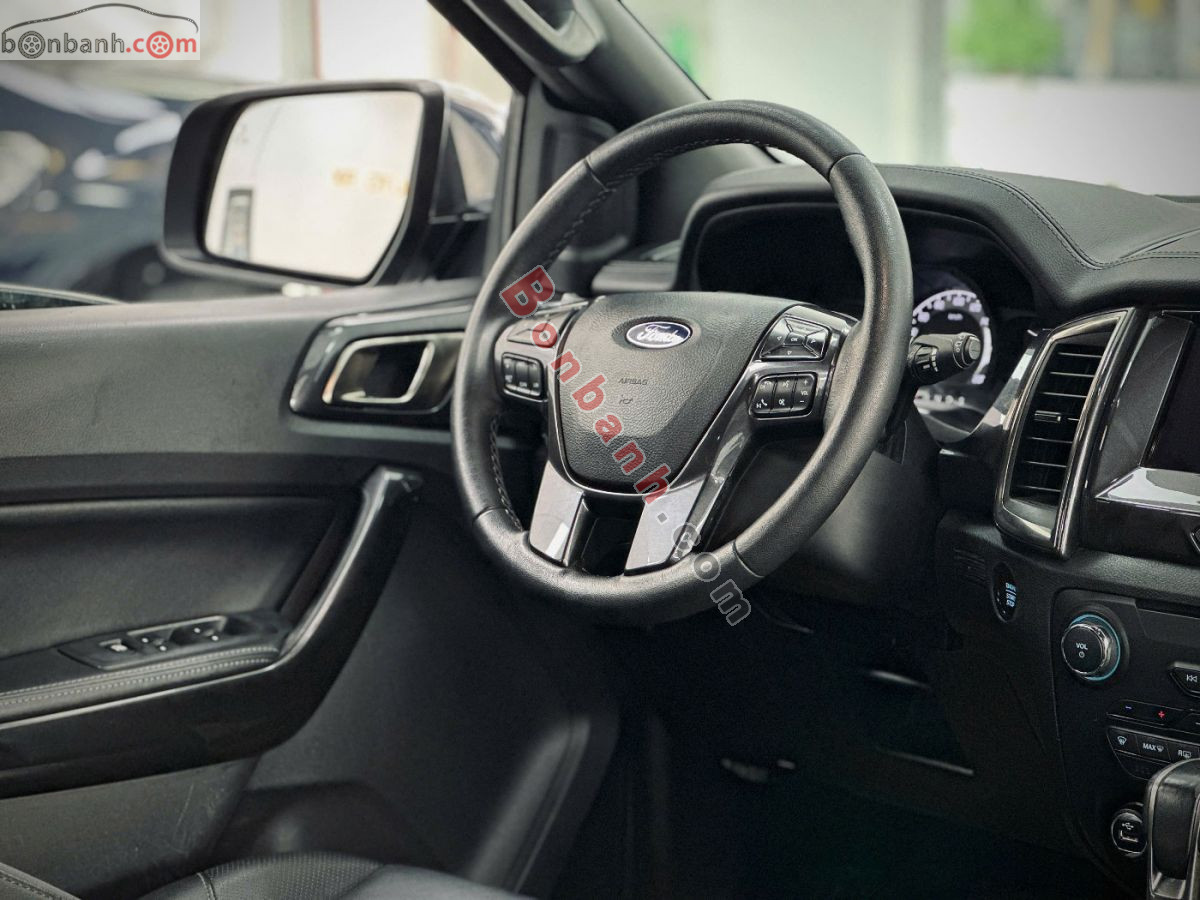 Bán ô tô Ford Everest Titanium 2.0L 4x2 AT - 2021 - xe cũ