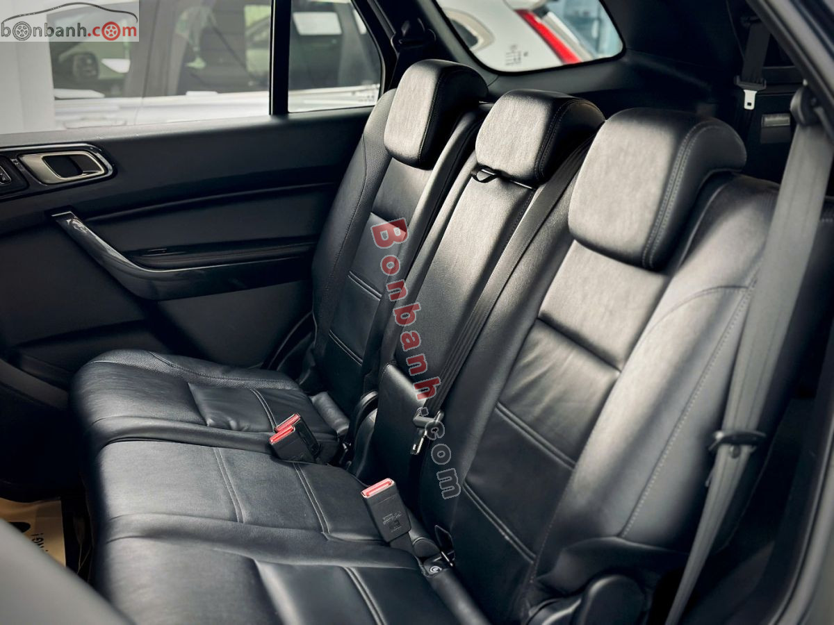 Bán ô tô Ford Everest Titanium 2.0L 4x2 AT - 2021 - xe cũ