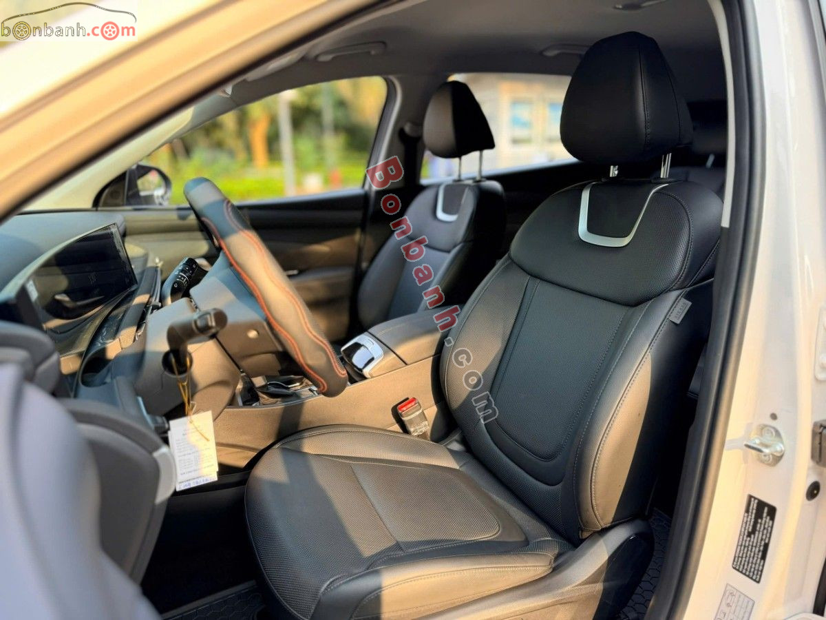 Bán ô tô Hyundai Tucson 2.0 AT Đặc biệt - 2025 - xe cũ