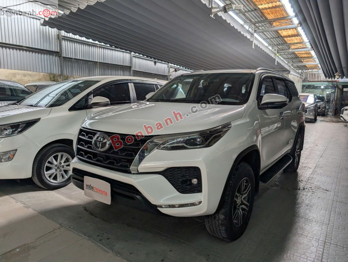 Bán ô tô Toyota Fortuner 2.4L 4x2 AT - 2022 - xe cũ
