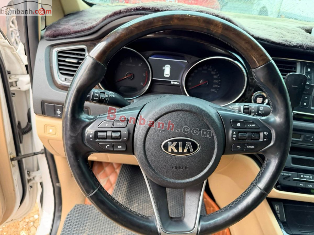 Bán ô tô Kia Sedona 2.2 DAT Signature - 2020 - xe cũ