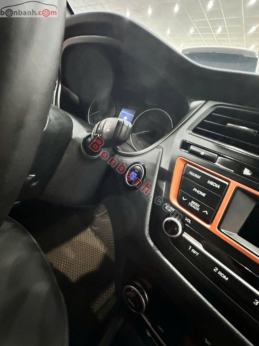 Bán ô tô Hyundai i20 Active 1.4 AT - 2015 - xe cũ