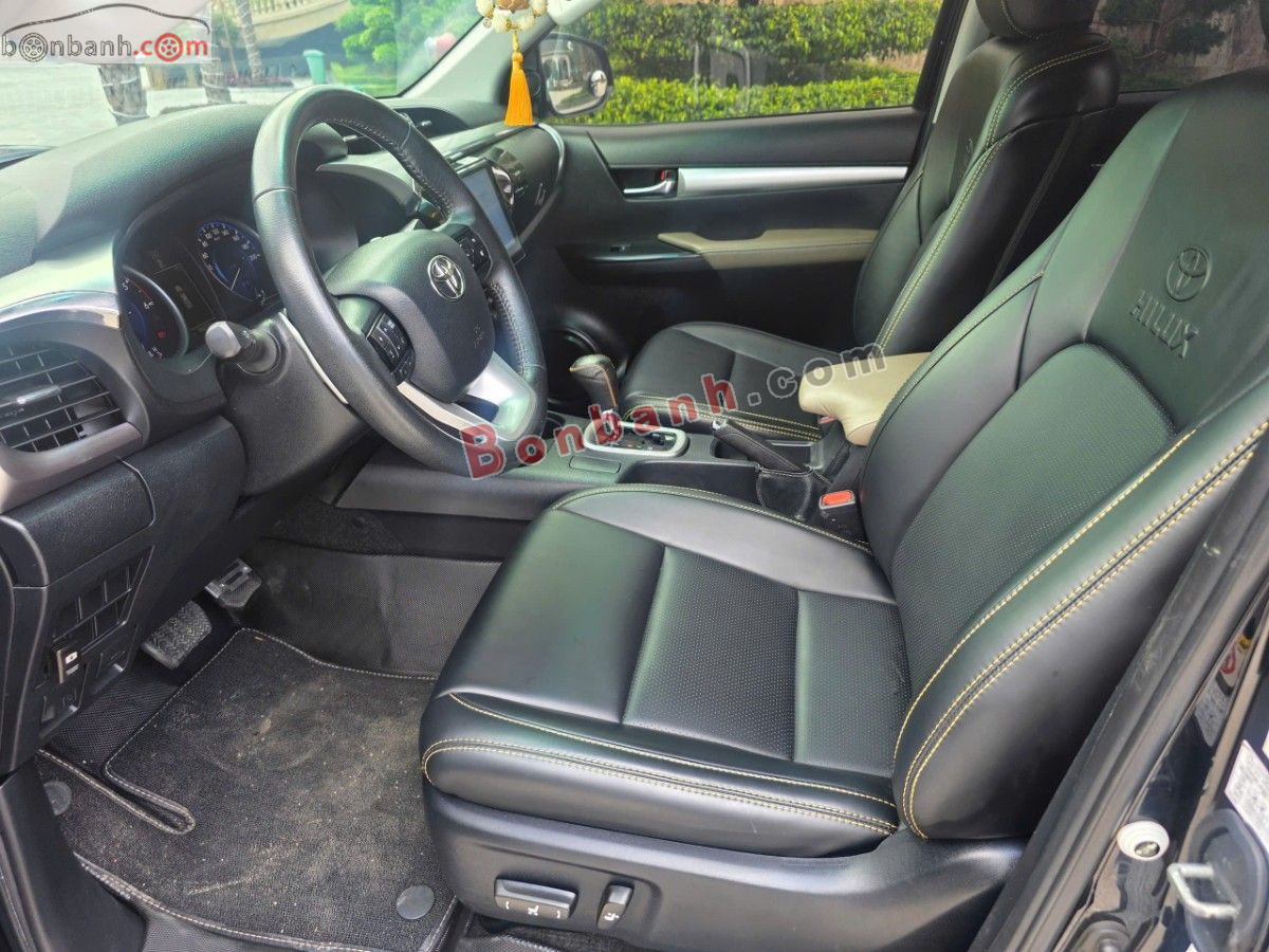 Bán ô tô Toyota Hilux 2.8G 4x4 AT - 2016 - xe cũ