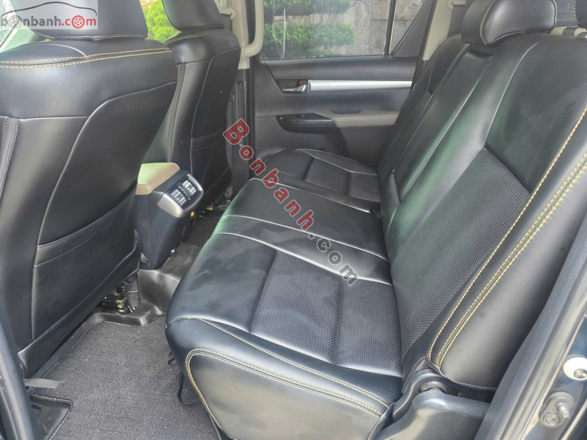 Bán ô tô Toyota Hilux 2.8G 4x4 AT - 2016 - xe cũ