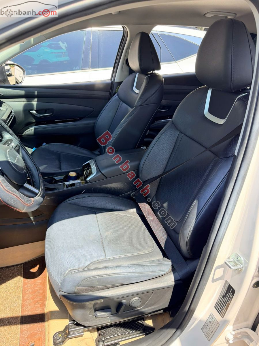 Bán ô tô Hyundai Tucson 2.0 AT Đặc biệt - 2025 - xe cũ