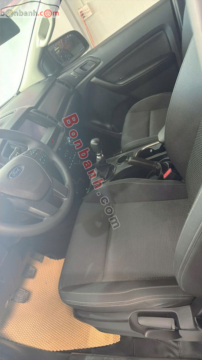 Bán ô tô Ford Everest Ambiente 2.0 4x2 MT - 2019 - xe cũ