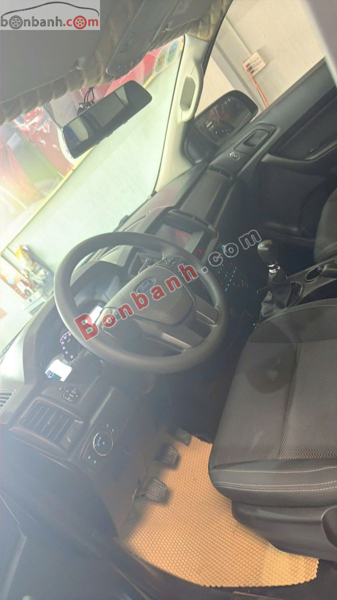 Bán ô tô Ford Everest Ambiente 2.0 4x2 MT - 2019 - xe cũ