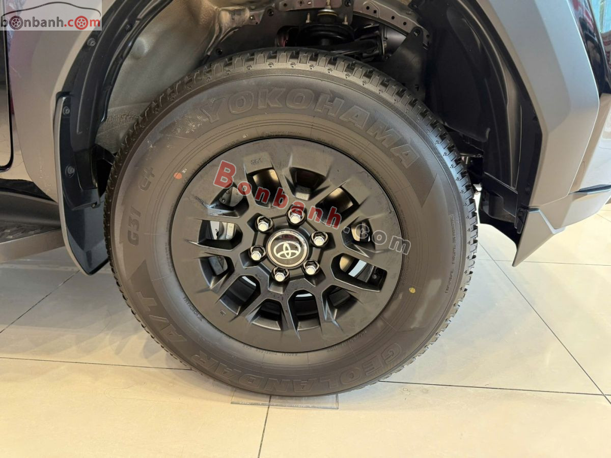 Bán ô tô Toyota Hilux Pro 2.8L 4x2 AT - 2026 - xe mới