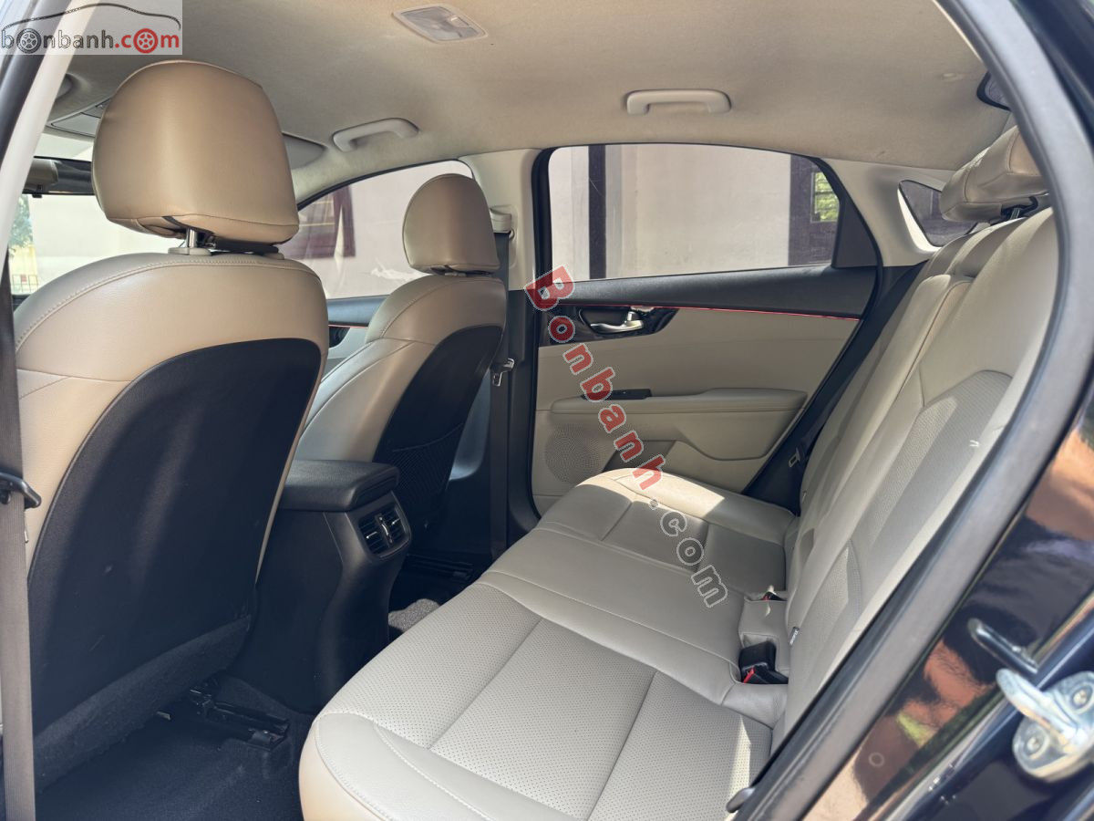 Bán ô tô Kia Cerato 1.6 AT Deluxe - 2019 - xe cũ