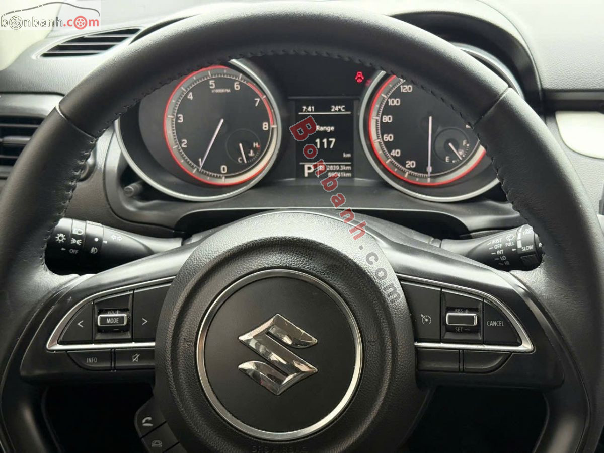 Bán ô tô Suzuki Swift GLX 1.2 AT - 2018 - xe cũ