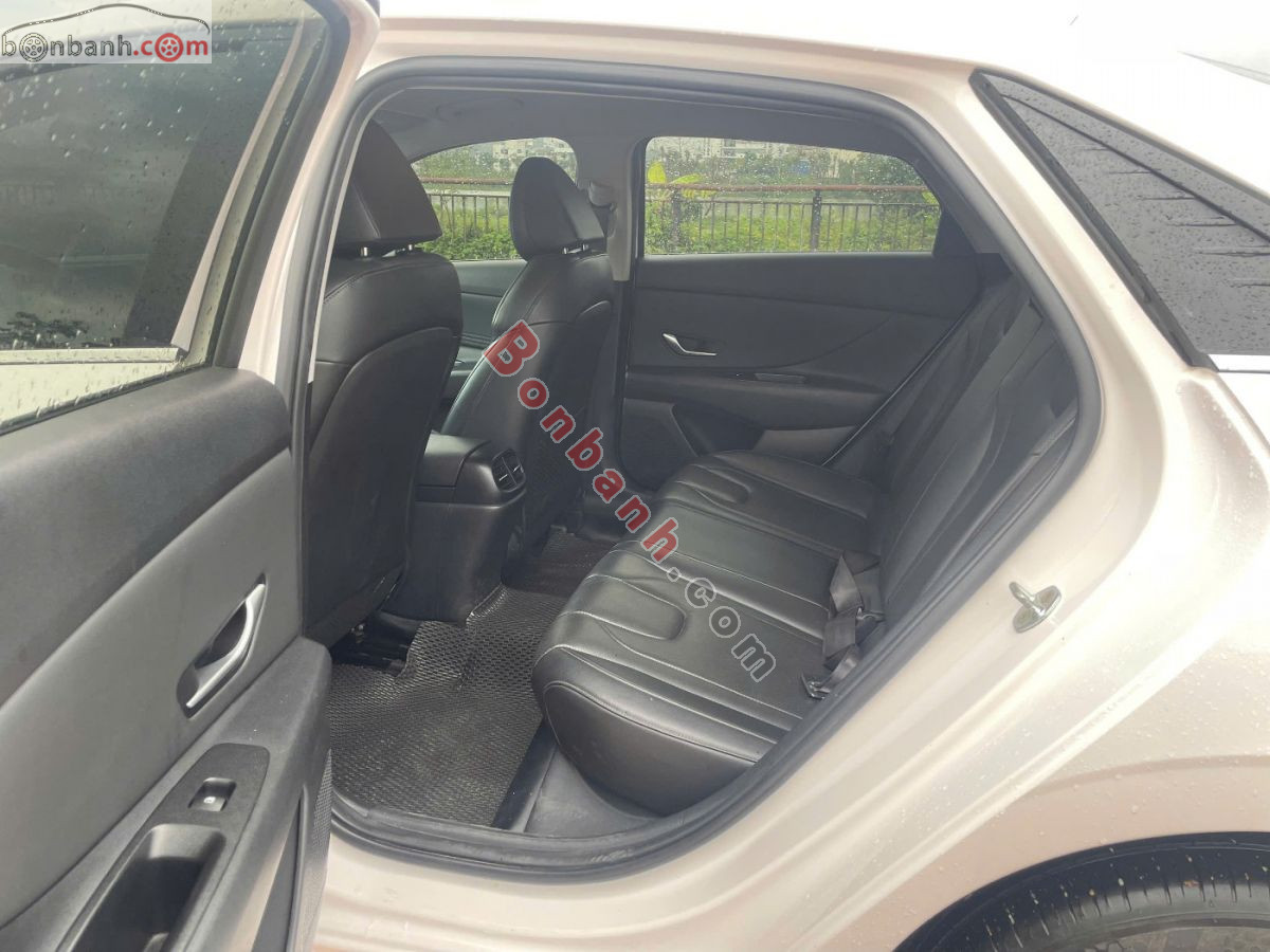 Bán ô tô Hyundai Elantra 1.6 AT Đặc biệt - 2022 - xe cũ