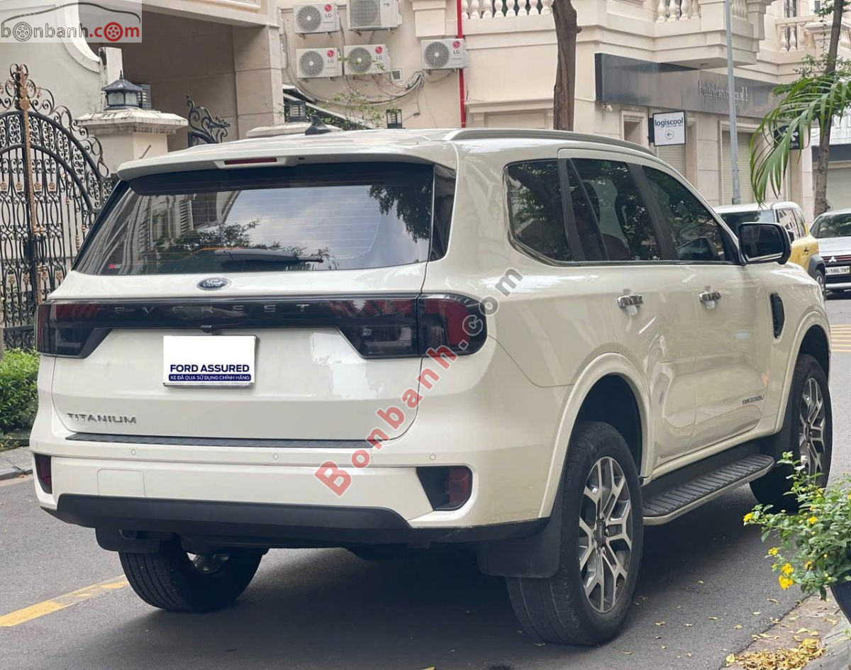 Bán ô tô Ford Everest Titanium 2.0L 4x2 AT - 2024 - xe cũ