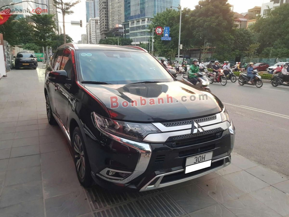 Bán ô tô Mitsubishi Outlander Premium 2.0 CVT - 2022 - xe cũ