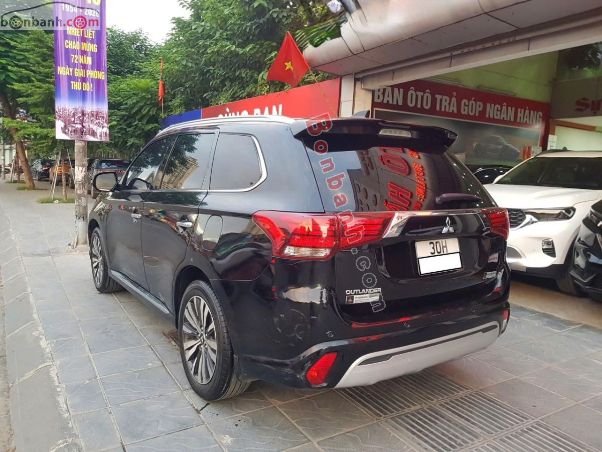 Bán ô tô Mitsubishi Outlander Premium 2.0 CVT - 2022 - xe cũ
