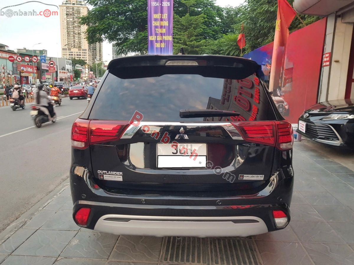 Bán ô tô Mitsubishi Outlander Premium 2.0 CVT - 2022 - xe cũ