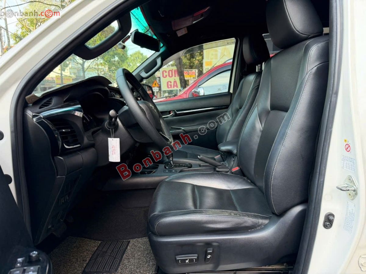 Bán ô tô Toyota Hilux 2.8G 4x4 AT - 2019 - xe cũ