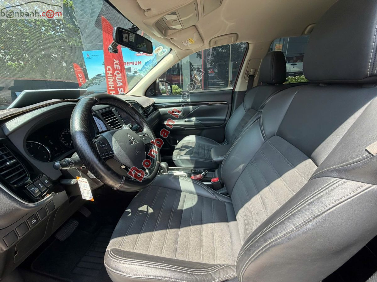 Bán ô tô Mitsubishi Outlander 2.0 CVT - 2022 - xe cũ