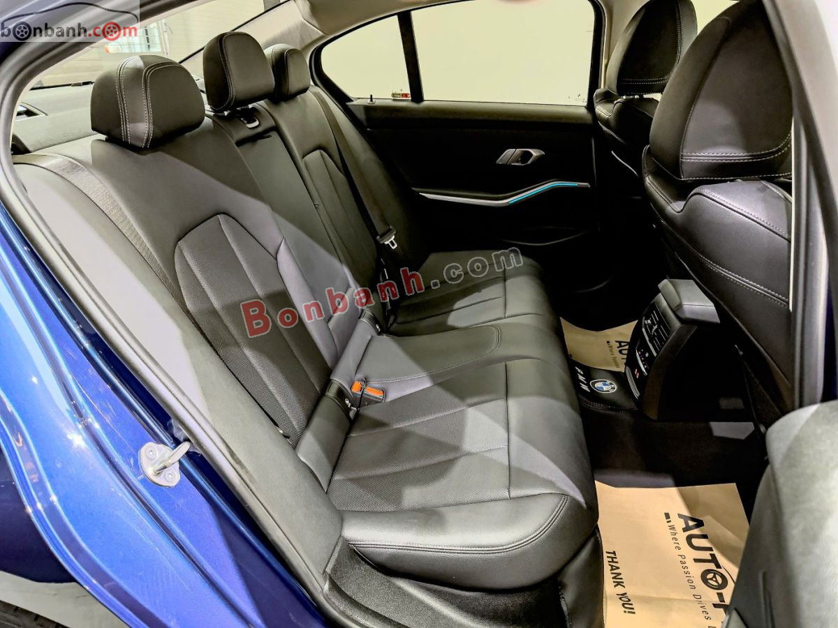 Bán ô tô BMW 3 Series 320i Sport Line - 2023 - xe cũ
