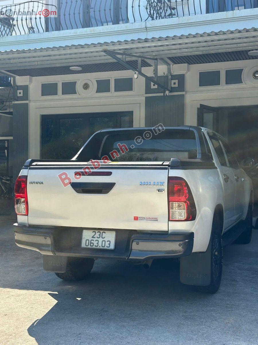 Bán ô tô Toyota Hilux 2.4L 4x2 AT - 2021 - xe cũ