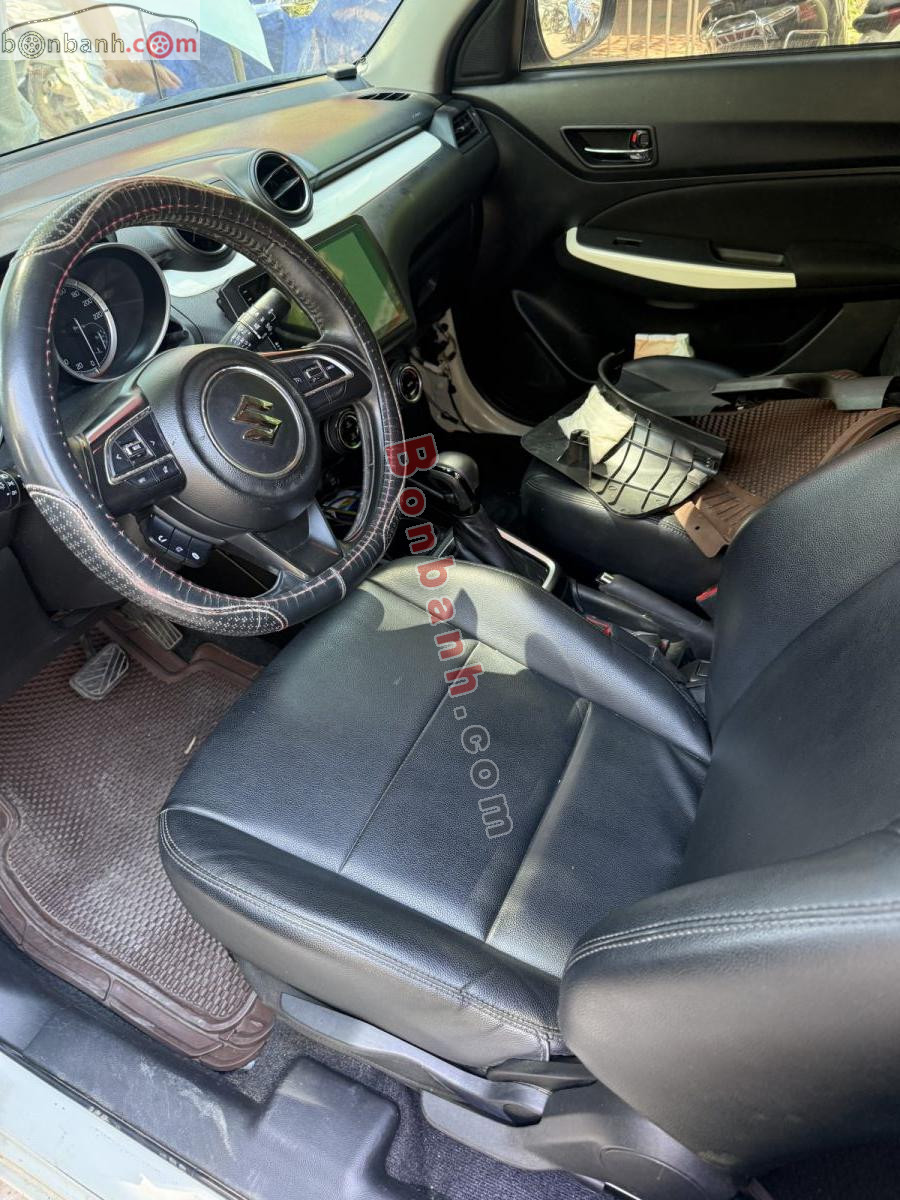 Bán ô tô Suzuki Swift GLX 1.2 AT - 2019 - xe cũ