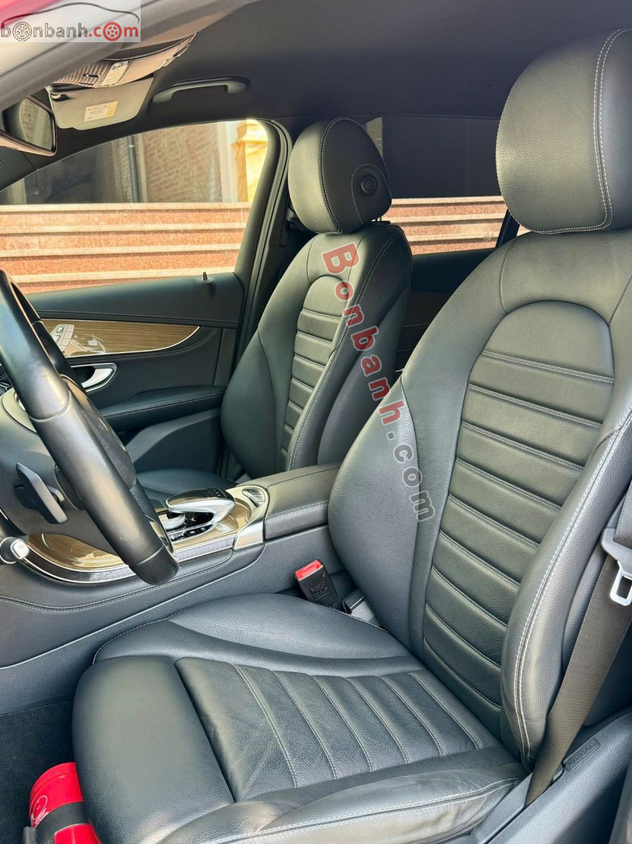 Bán ô tô Mercedes Benz GLC 250 4Matic - 2016 - xe cũ