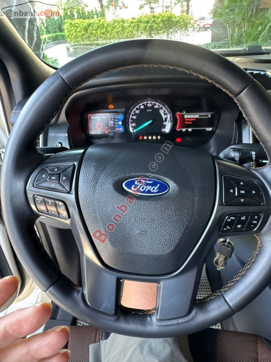 Bán ô tô Ford Ranger Wildtrak 3.2L 4x4 AT - 2017 - xe cũ