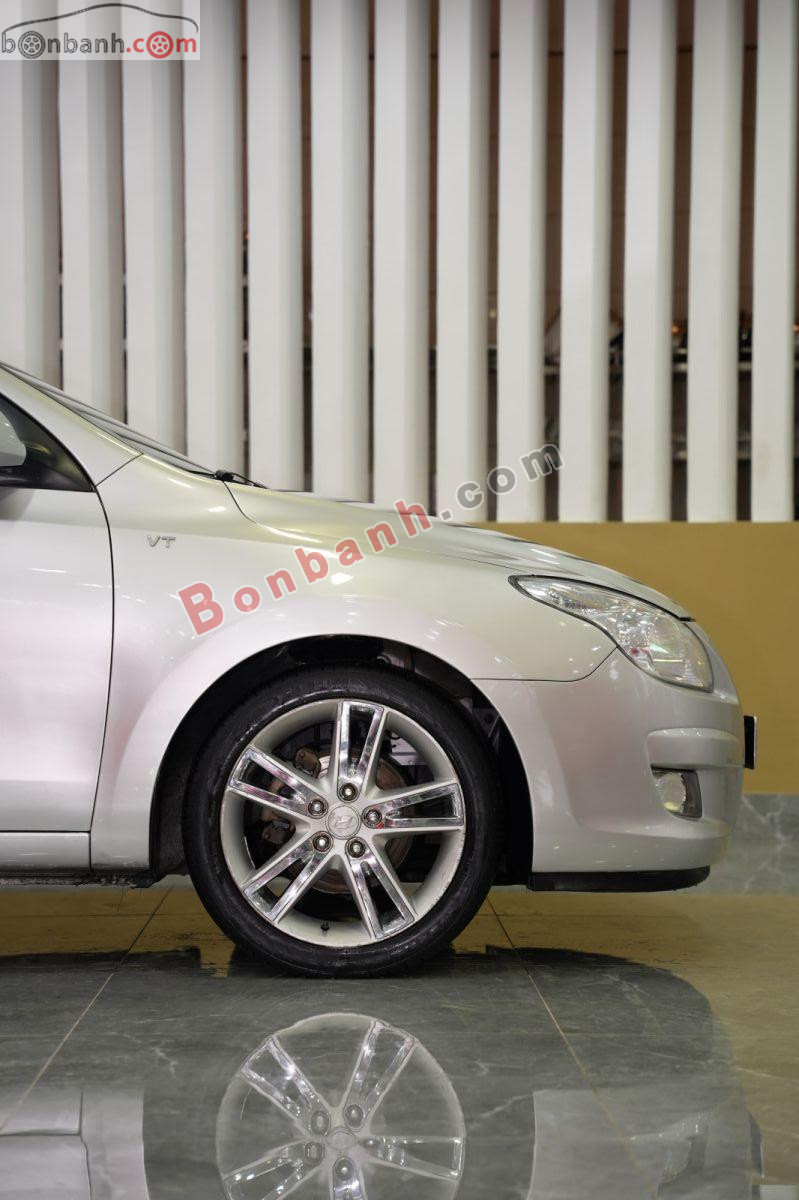Bán ô tô Hyundai i30 CW 1.6 AT - 2009 - xe cũ