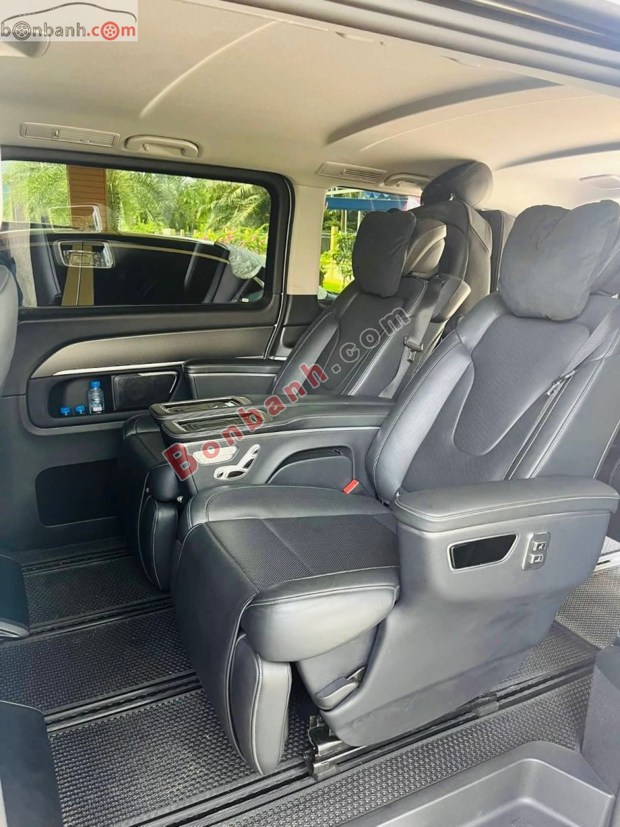 Bán ô tô Mercedes Benz V class V250 AMG - 2022 - xe cũ