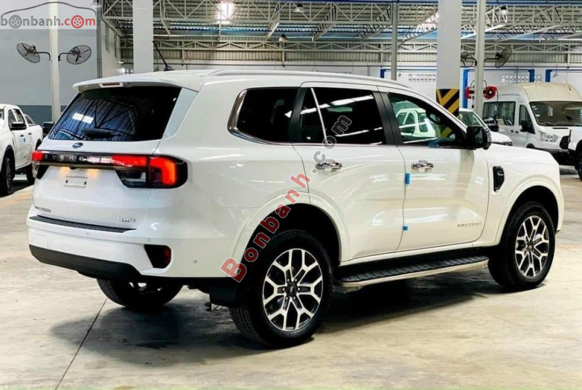Bán ô tô Ford Everest Platinum 2.0L 4x4 AT - 2026 - xe mới