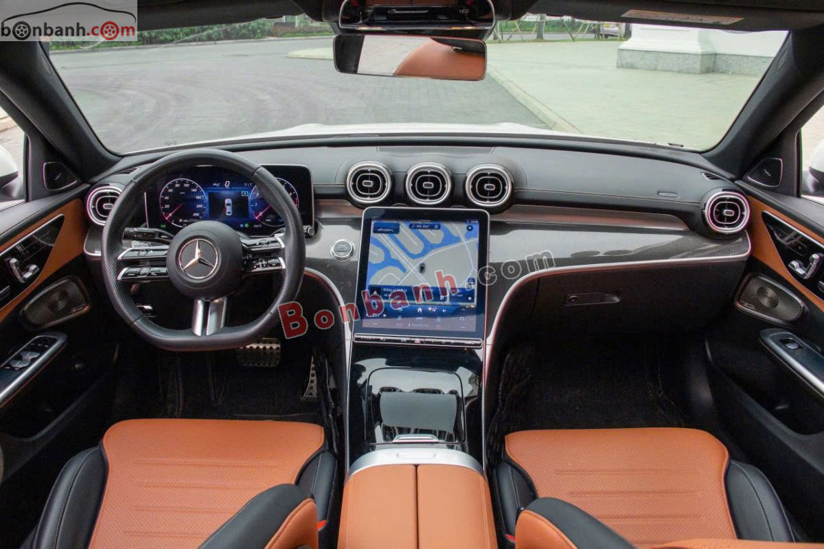 Bán ô tô Mercedes Benz C class C300 AMG - 2025 - xe cũ