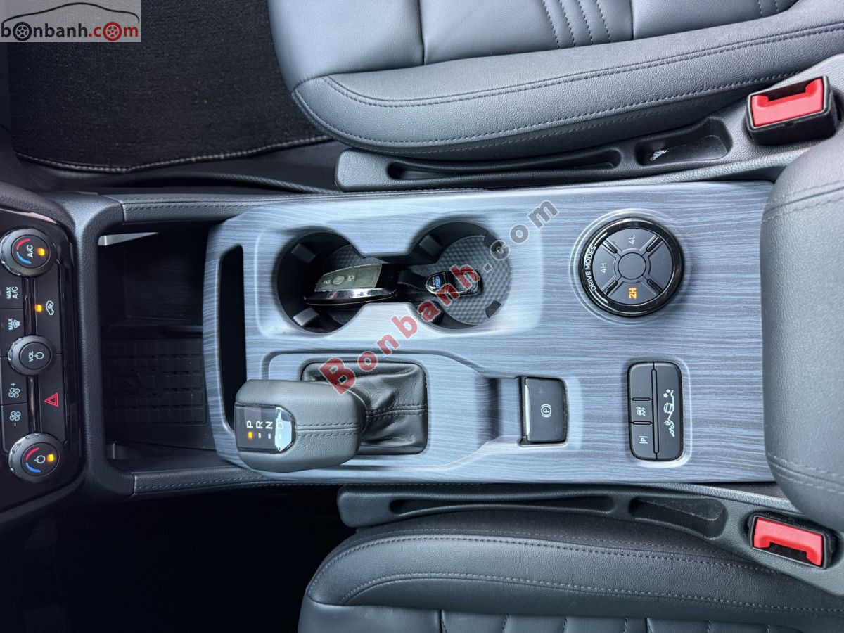 Bán ô tô Ford Everest Titanium Plus 2.0L 4x4 AT - 2025 - xe cũ