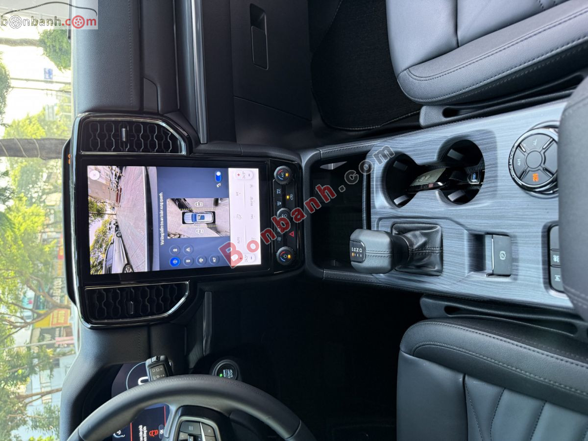 Bán ô tô Ford Everest Titanium Plus 2.0L 4x4 AT - 2025 - xe cũ