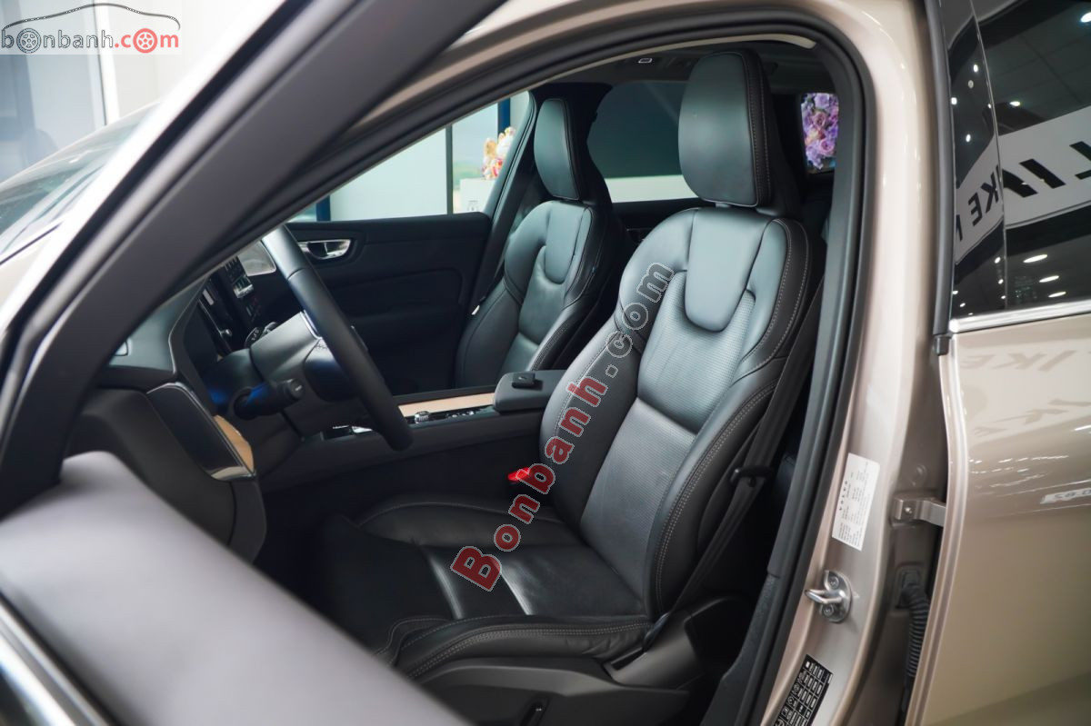 Bán ô tô Volvo XC60 Ultra B5 AWD - 2025 - xe cũ