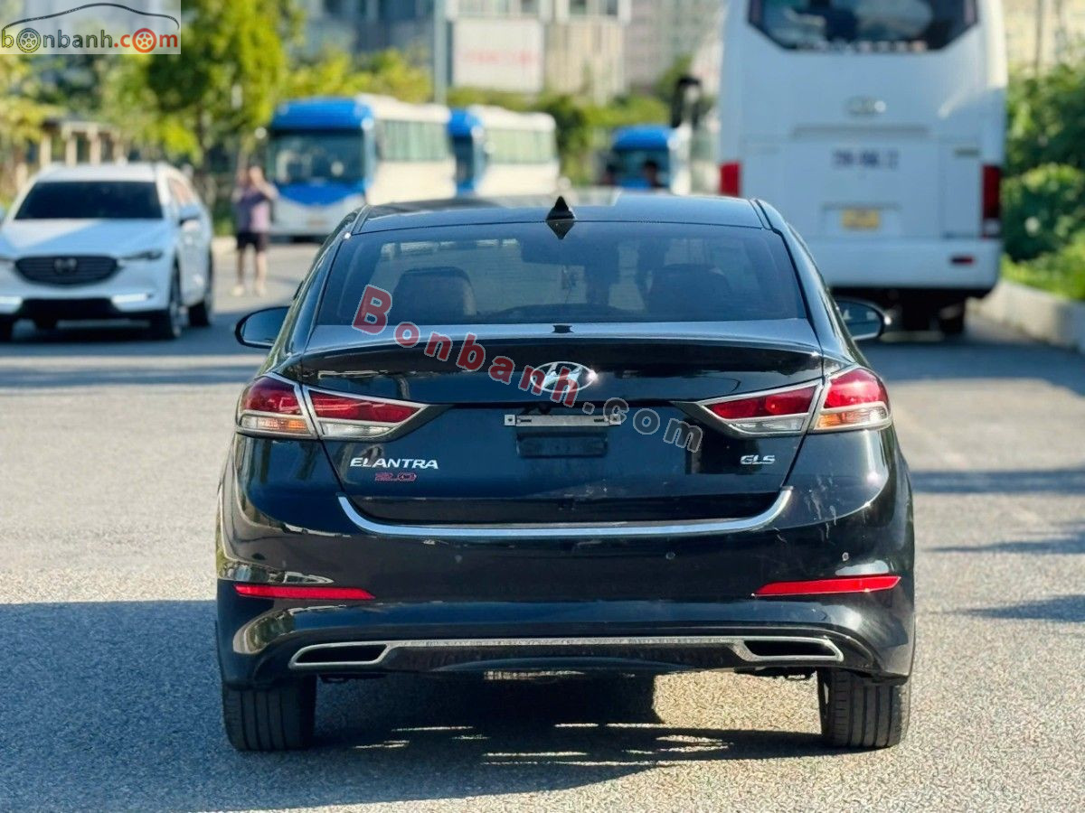 Bán ô tô Hyundai Elantra 2.0 AT - 2018 - xe cũ