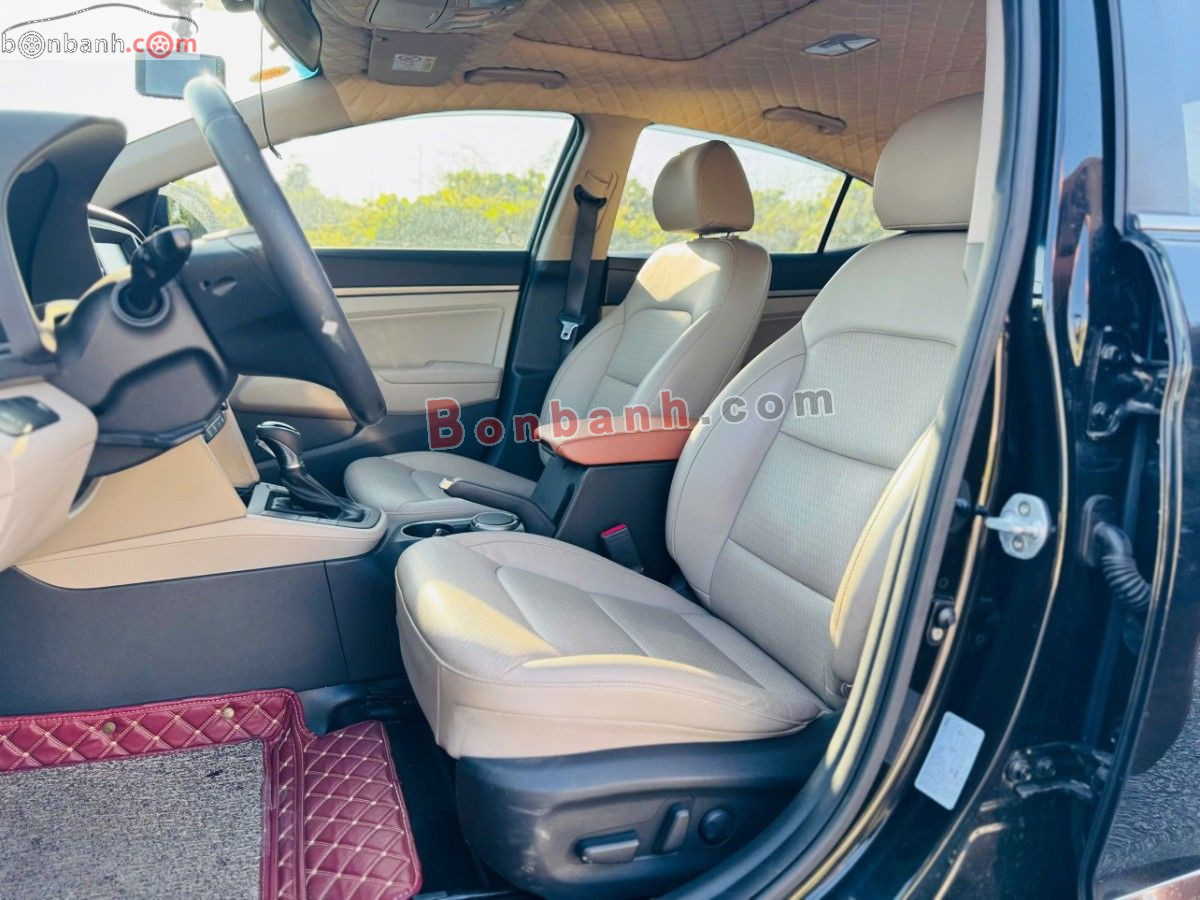 Bán ô tô Hyundai Elantra 2.0 AT - 2018 - xe cũ