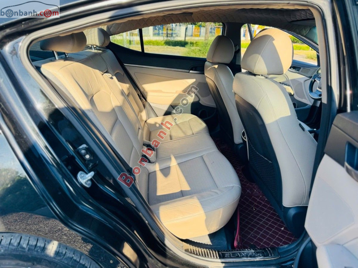 Bán ô tô Hyundai Elantra 2.0 AT - 2018 - xe cũ