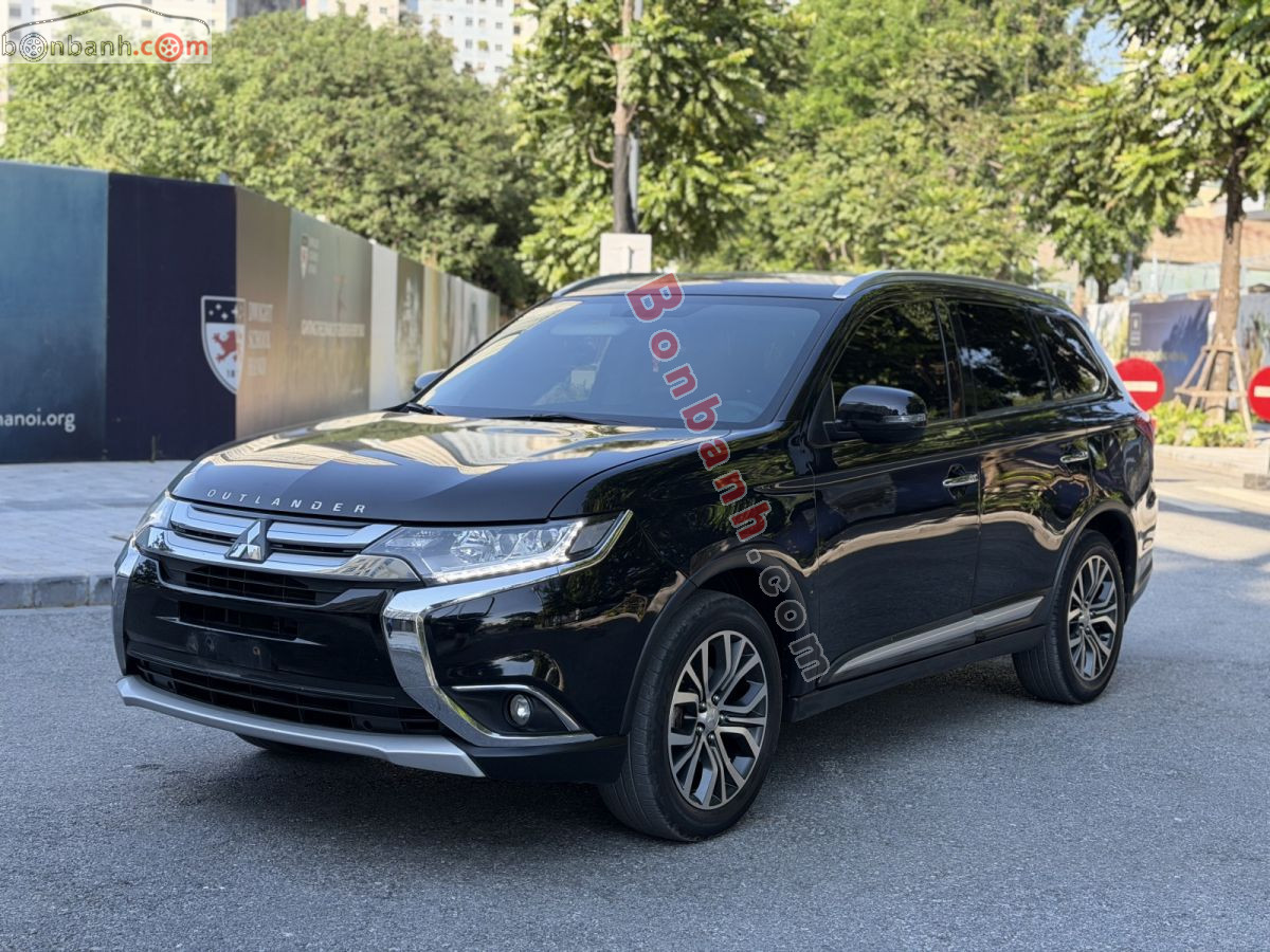 Bán ô tô Mitsubishi Outlander 2.0 CVT Premium - 2018 - xe cũ
