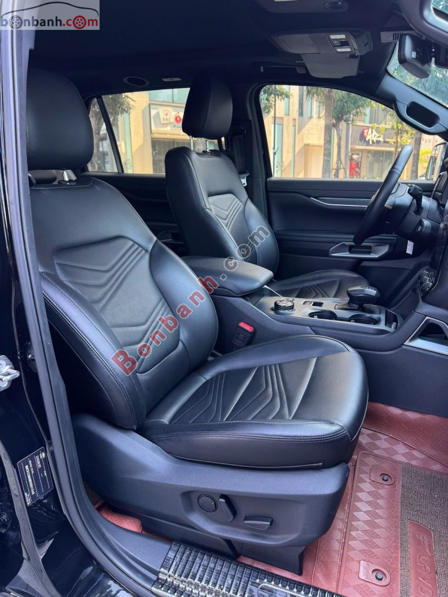 Bán ô tô Ford Everest Titanium Plus 2.0L 4x4 AT - 2024 - xe cũ