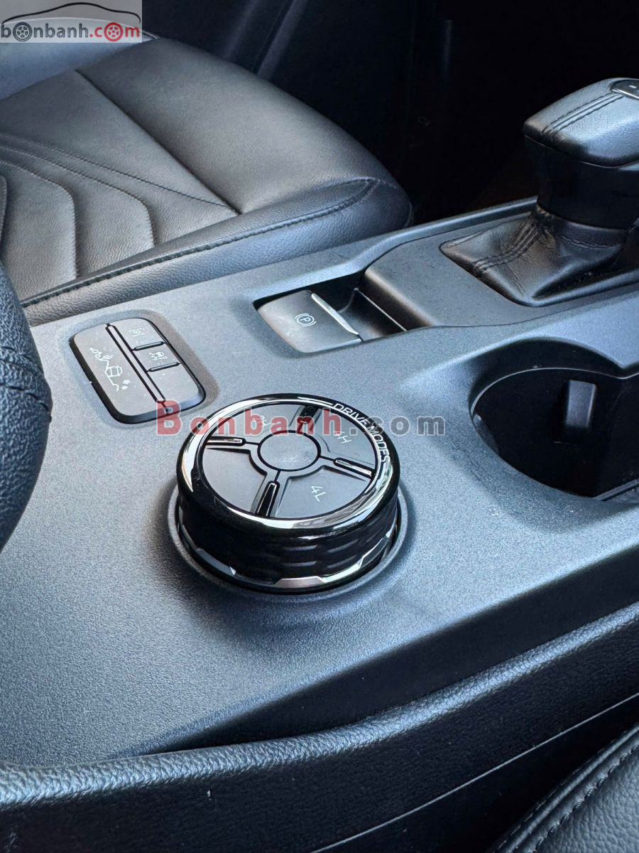 Bán ô tô Ford Everest Titanium Plus 2.0L 4x4 AT - 2024 - xe cũ