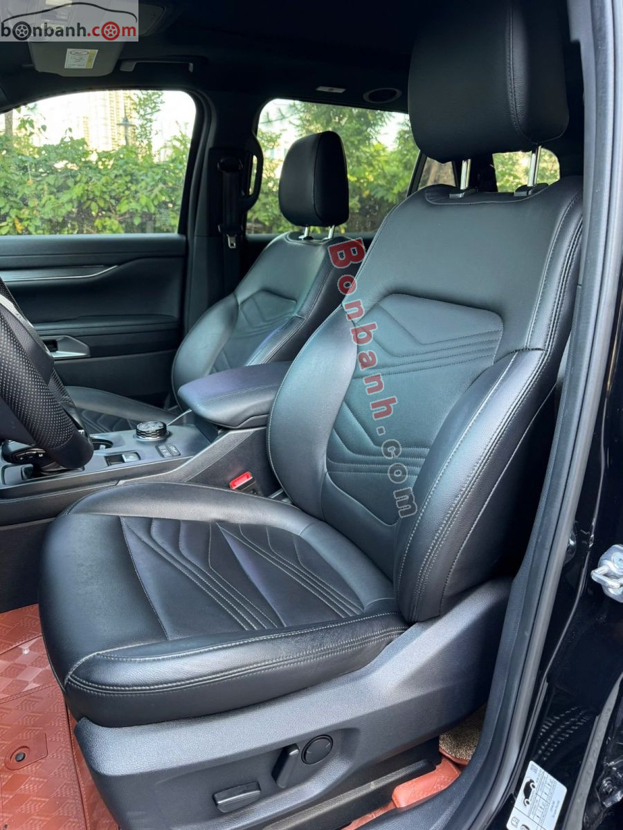 Bán ô tô Ford Everest Titanium Plus 2.0L 4x4 AT - 2024 - xe cũ