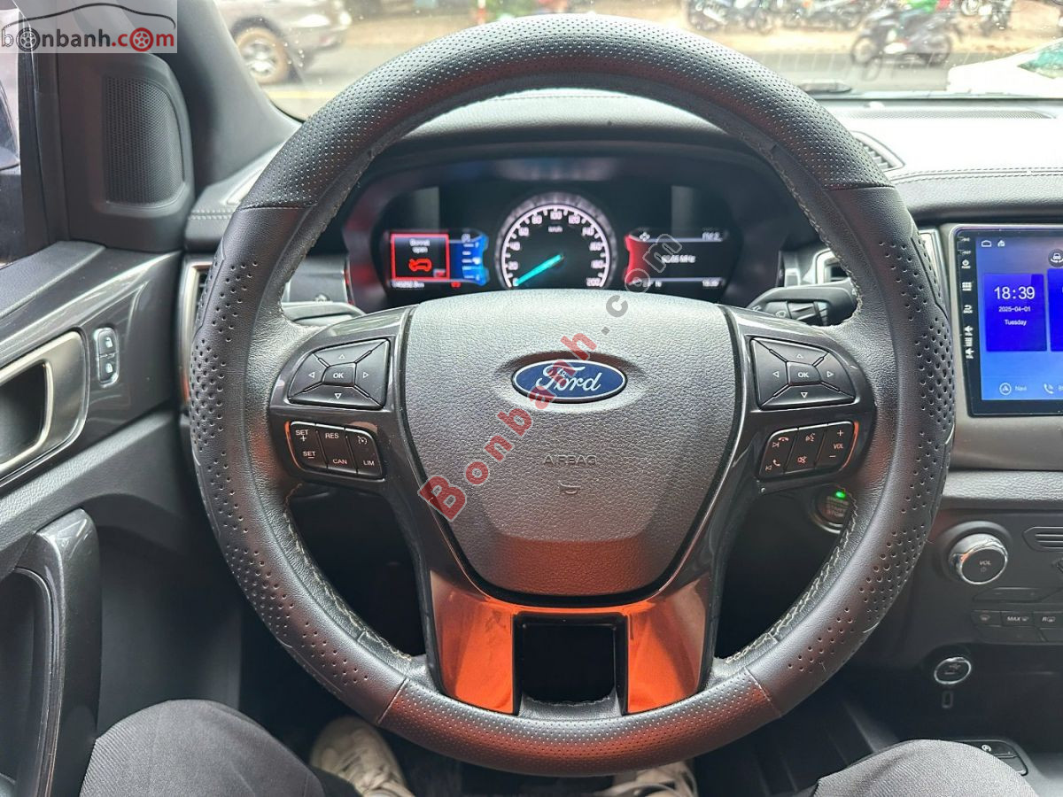 Bán ô tô Ford Everest Titanium 2.0L 4x2 AT - 2022 - xe cũ