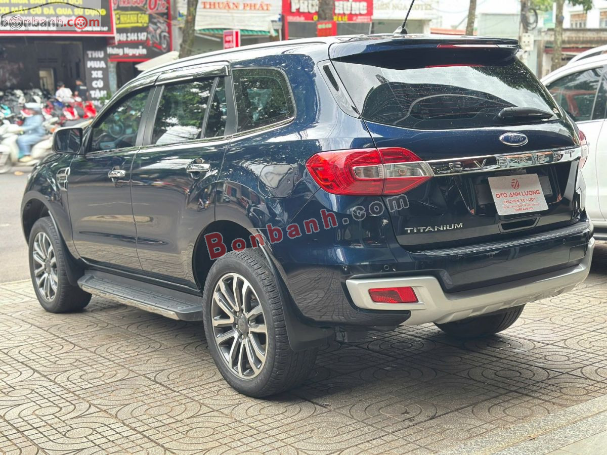 Bán ô tô Ford Everest Titanium 2.0L 4x2 AT - 2022 - xe cũ